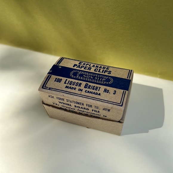 Paper Clips Vintage Made In Canada Full Boxes - Picture 2 of 6